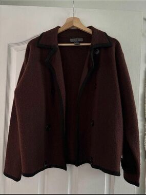 Vintage-Inspired Brown Wool Pea Coat with Black Trim